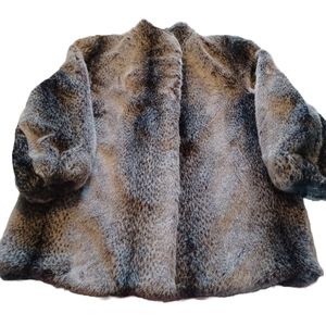 STYLE VI LTD FAUX FUR COAT SIZE XL